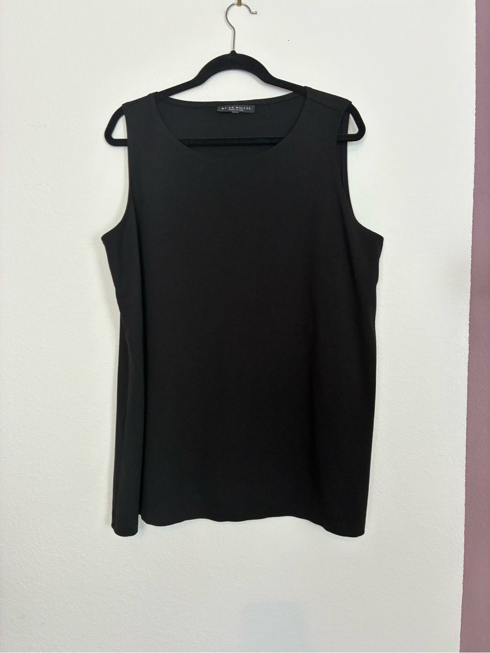 Bryn Walker NWOT Black Sleeveless Tank Tunic Top Runs Big